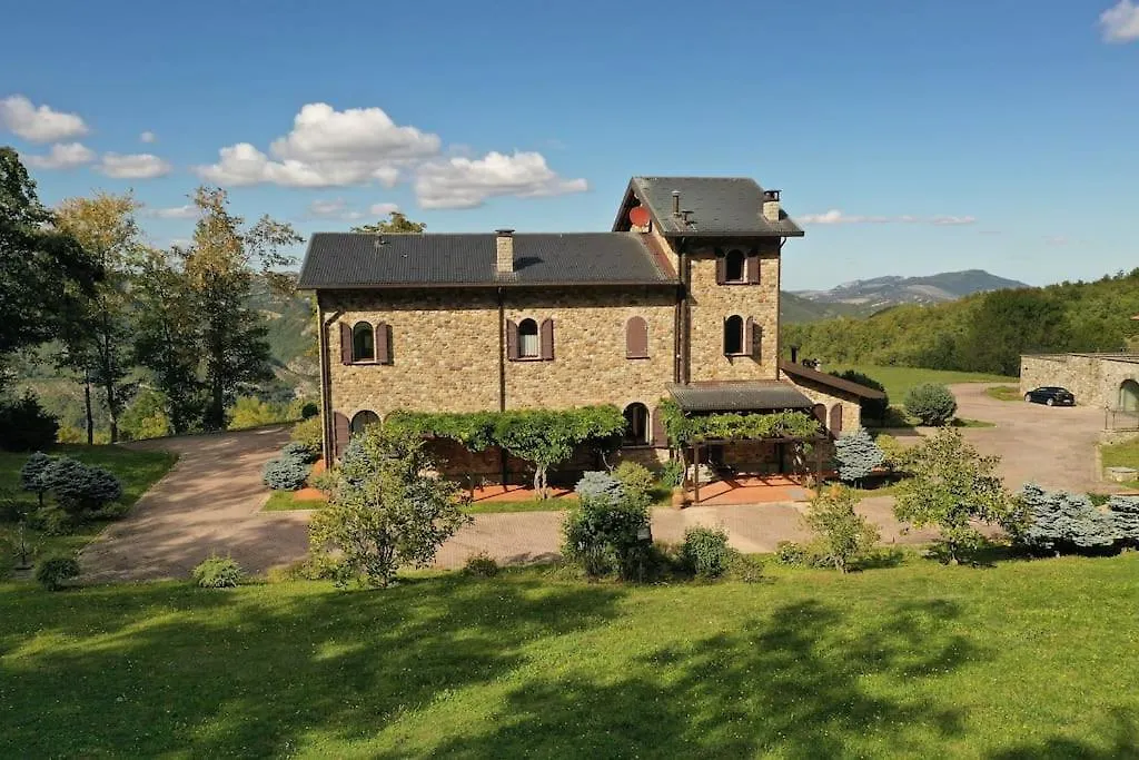 Villa Tenuta D'Elci - Relax E Piscina Nel Bosco Casteldelci Italy