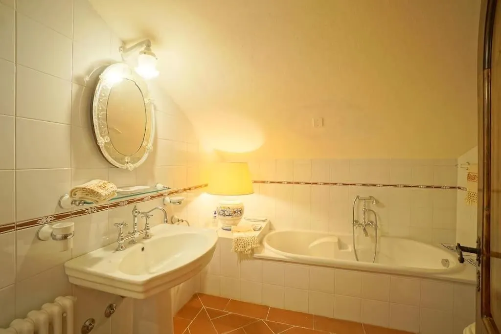 Tenuta D'Elci - Relax E Piscina Nel Bosco Casteldelci 0*,  Italy