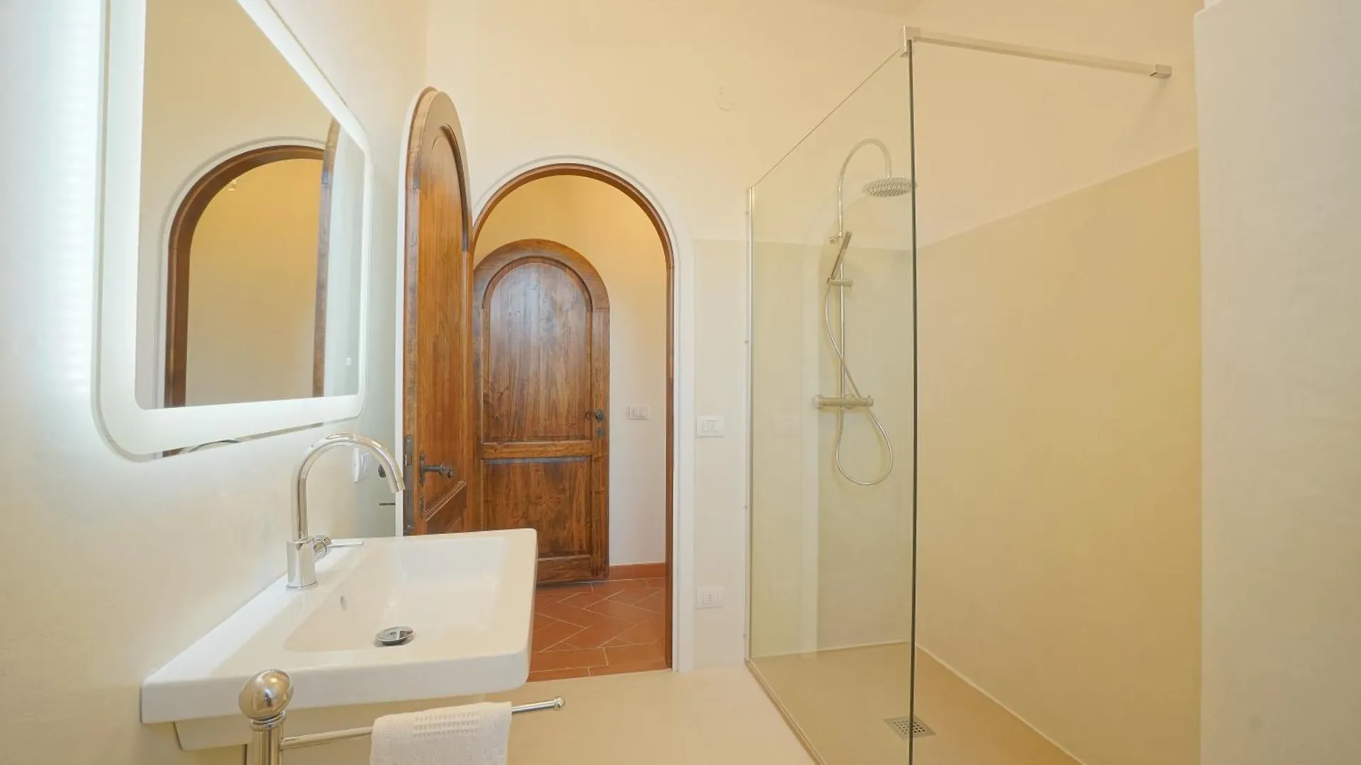 Tenuta D'Elci - Relax E Piscina Nel Bosco Casteldelci